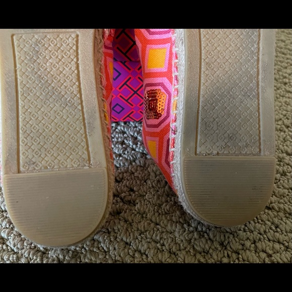 Tory Burch Cecily Embellished Espadrille shoes.Size 9.5.Vivid orange & pinks. - Picture 5 of 7